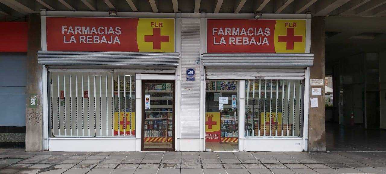 Local_Pasapoga_Farmacias_La_Rebaja